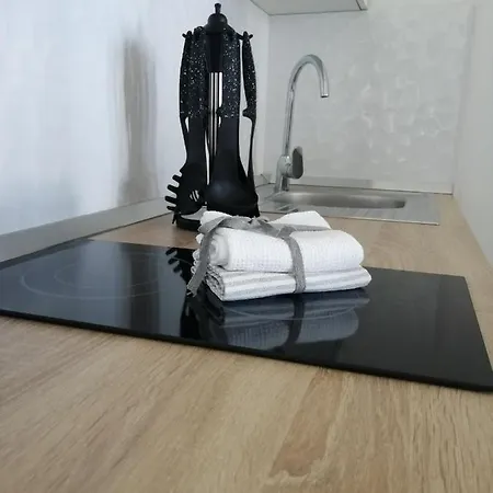 Studio Lanterna Apartment
